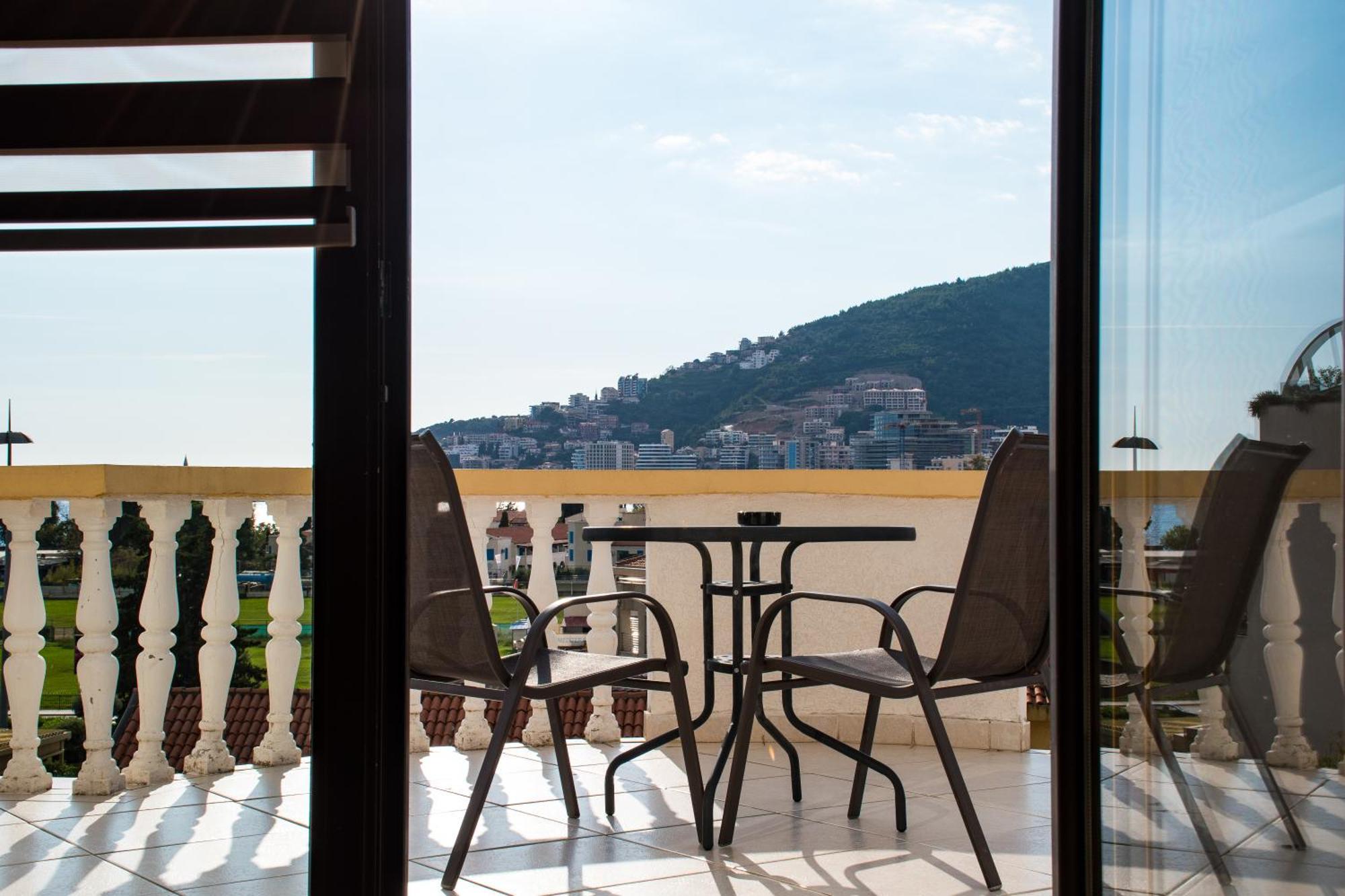 Villa Vojnic Budva Bagian luar foto