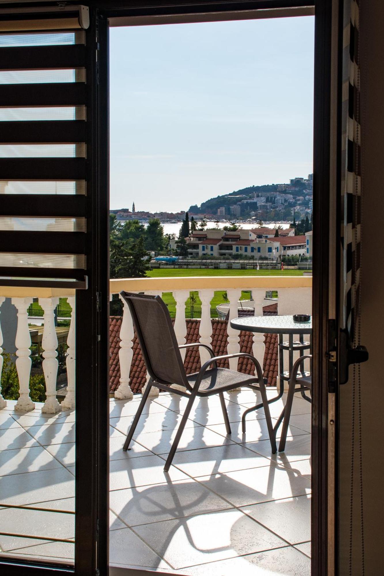 Villa Vojnic Budva Bagian luar foto