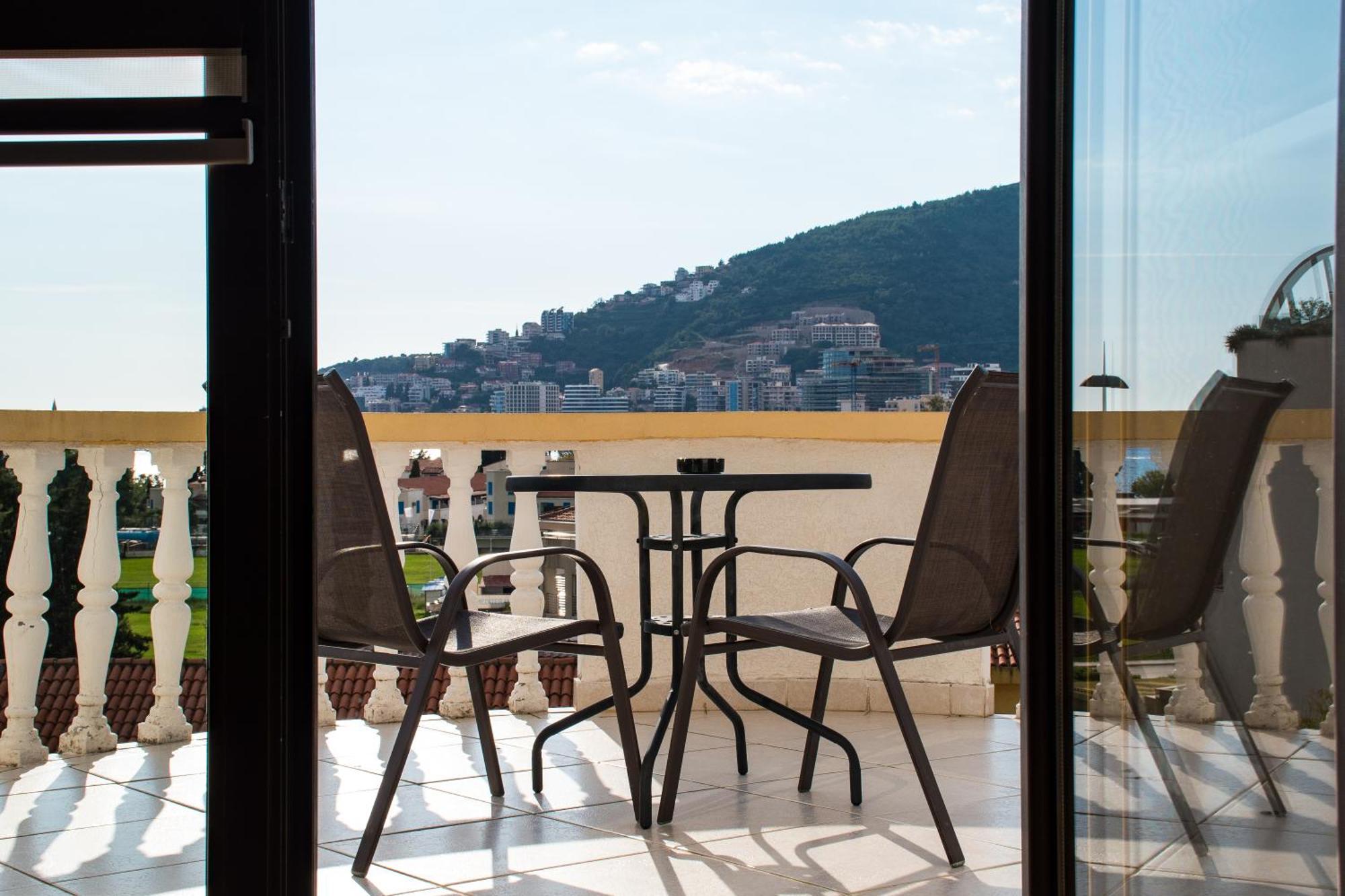 Villa Vojnic Budva Bagian luar foto