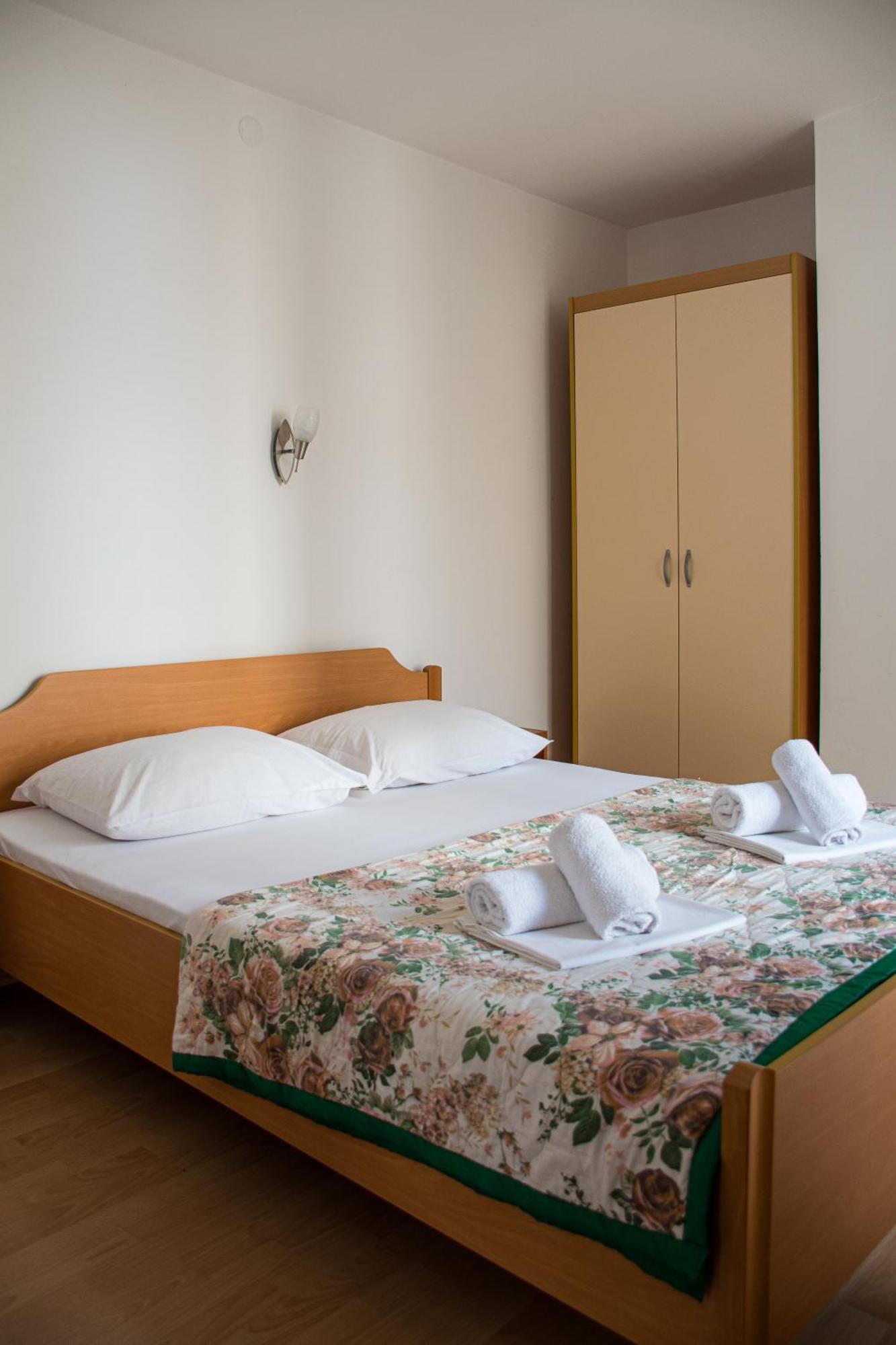 Villa Vojnic Budva Bagian luar foto