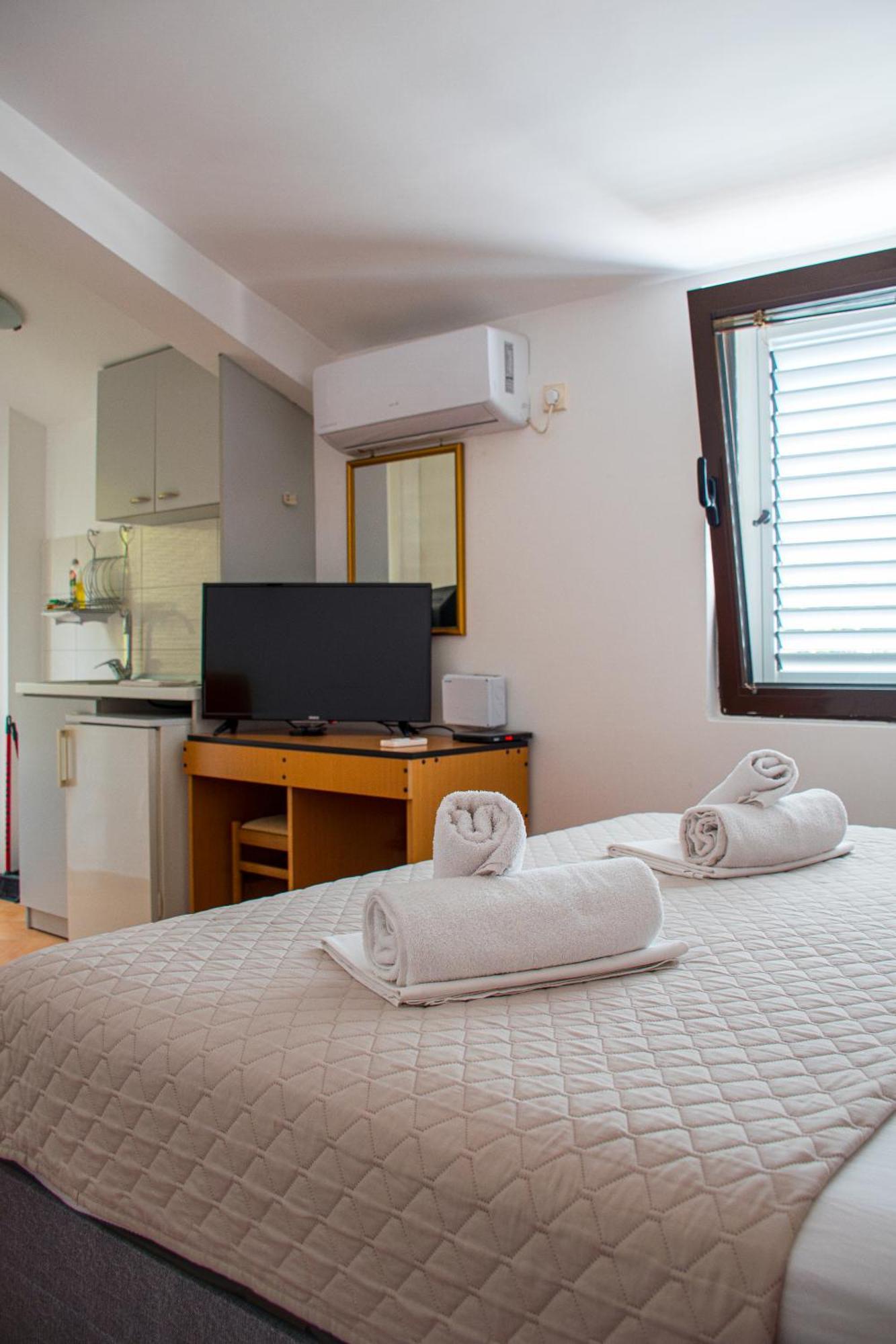 Villa Vojnic Budva Bagian luar foto