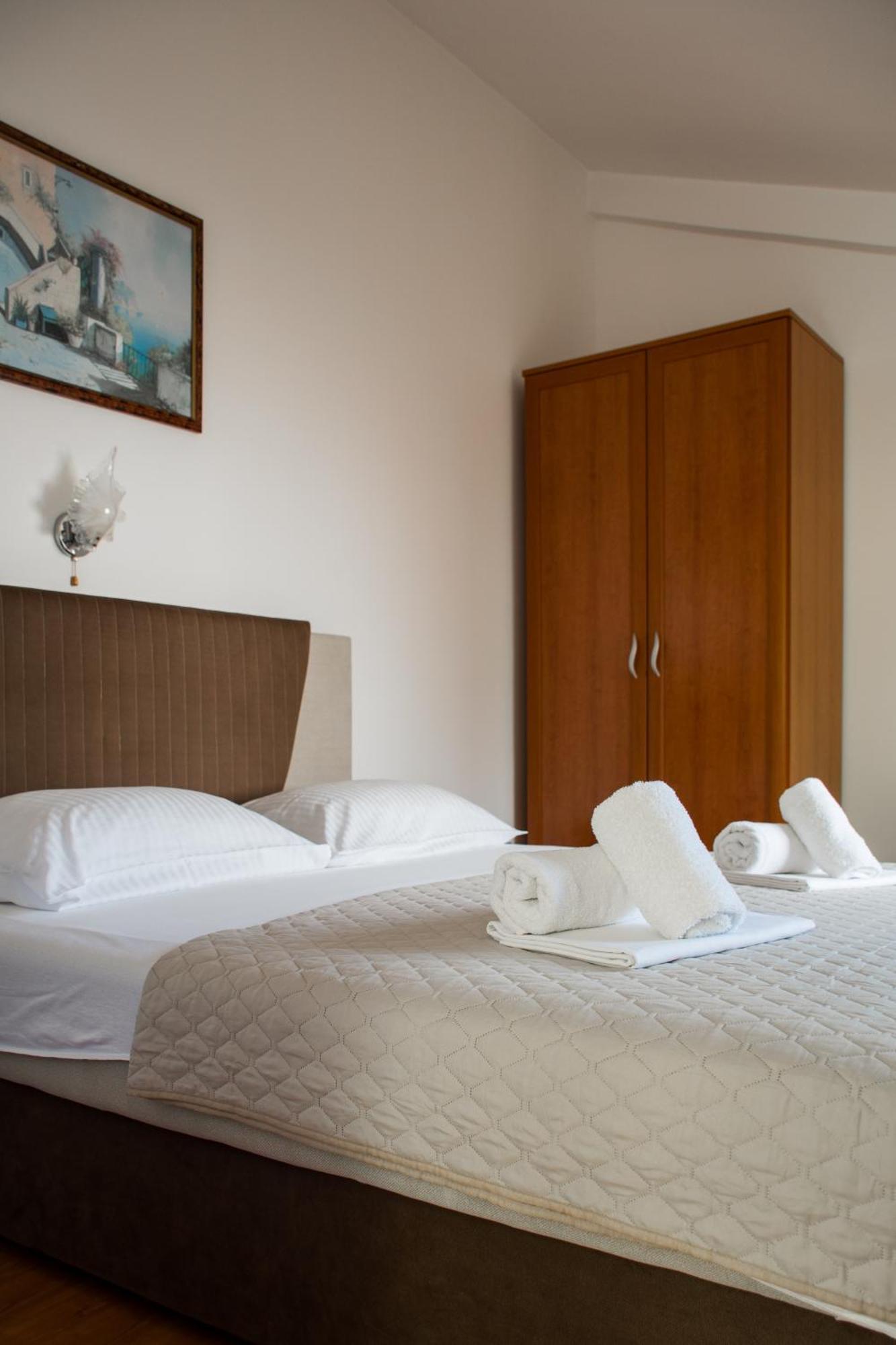 Villa Vojnic Budva Bagian luar foto