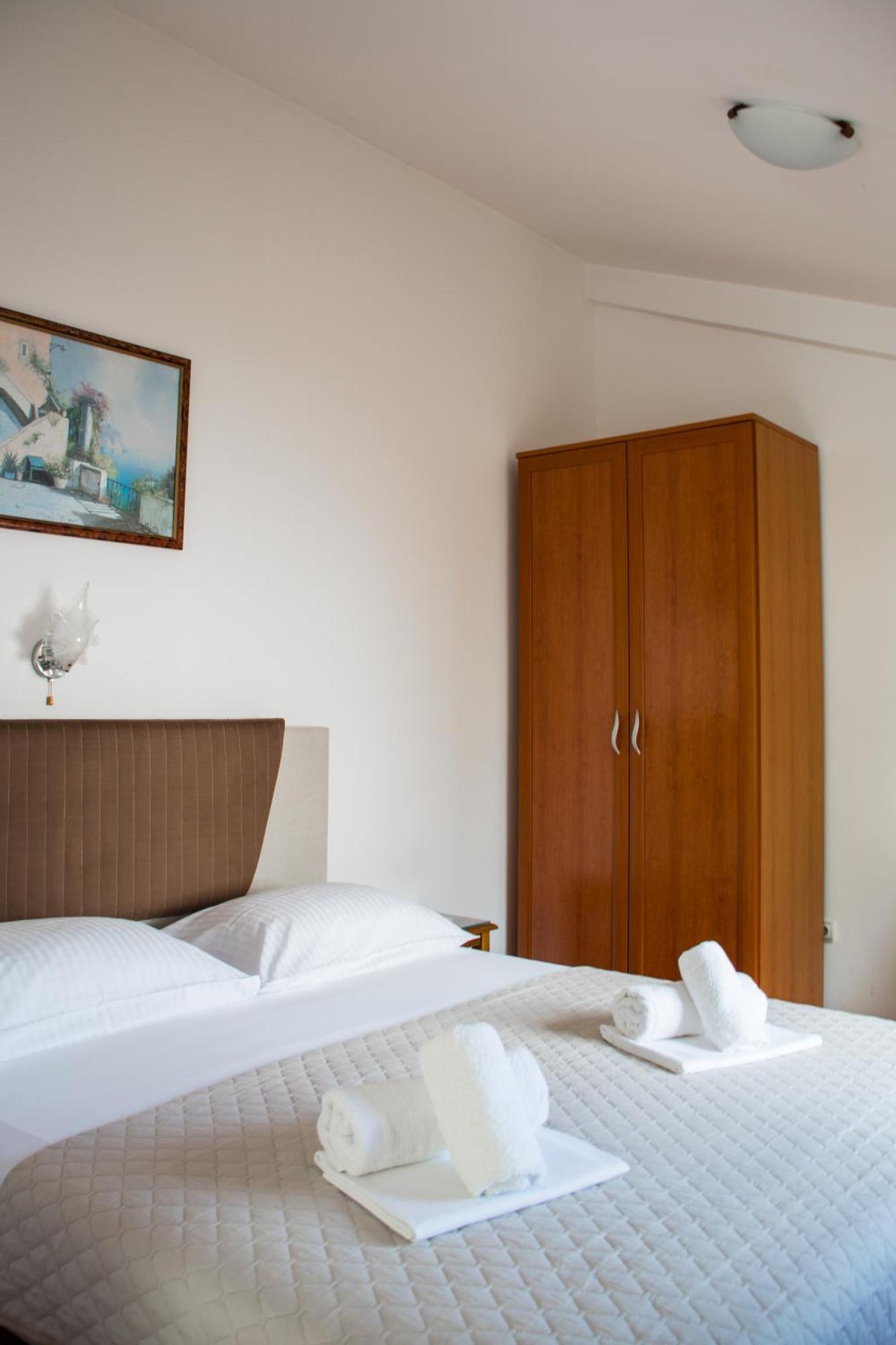 Villa Vojnic Budva Bagian luar foto
