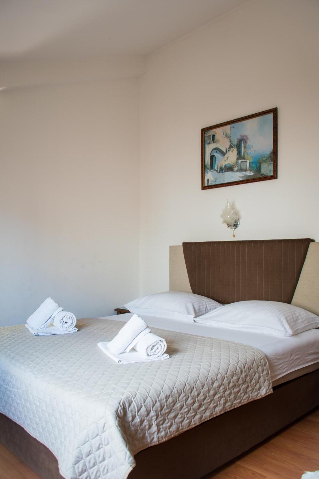 Villa Vojnic Budva Bagian luar foto